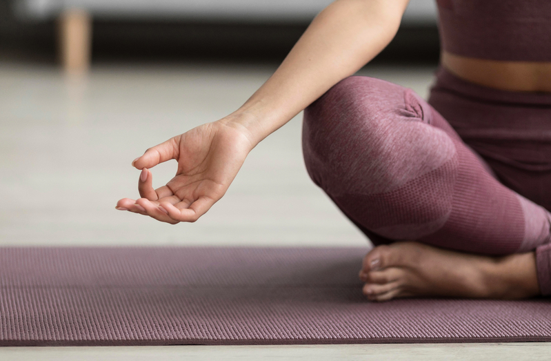 La gestione dello stress quotidiano attraverso lo Yoga