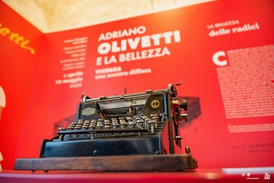 BELLEZZA E PARIT� DI GENERE NEL MODELLO DI IMPRESA DI ADRIANO OLIVETTI